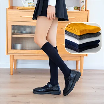 Есен и зима пениран памук Pinstripe Дамски среден маркуч Японски ретро чорапи за крака на учениците коляно висок маркуч Универсален Stocki